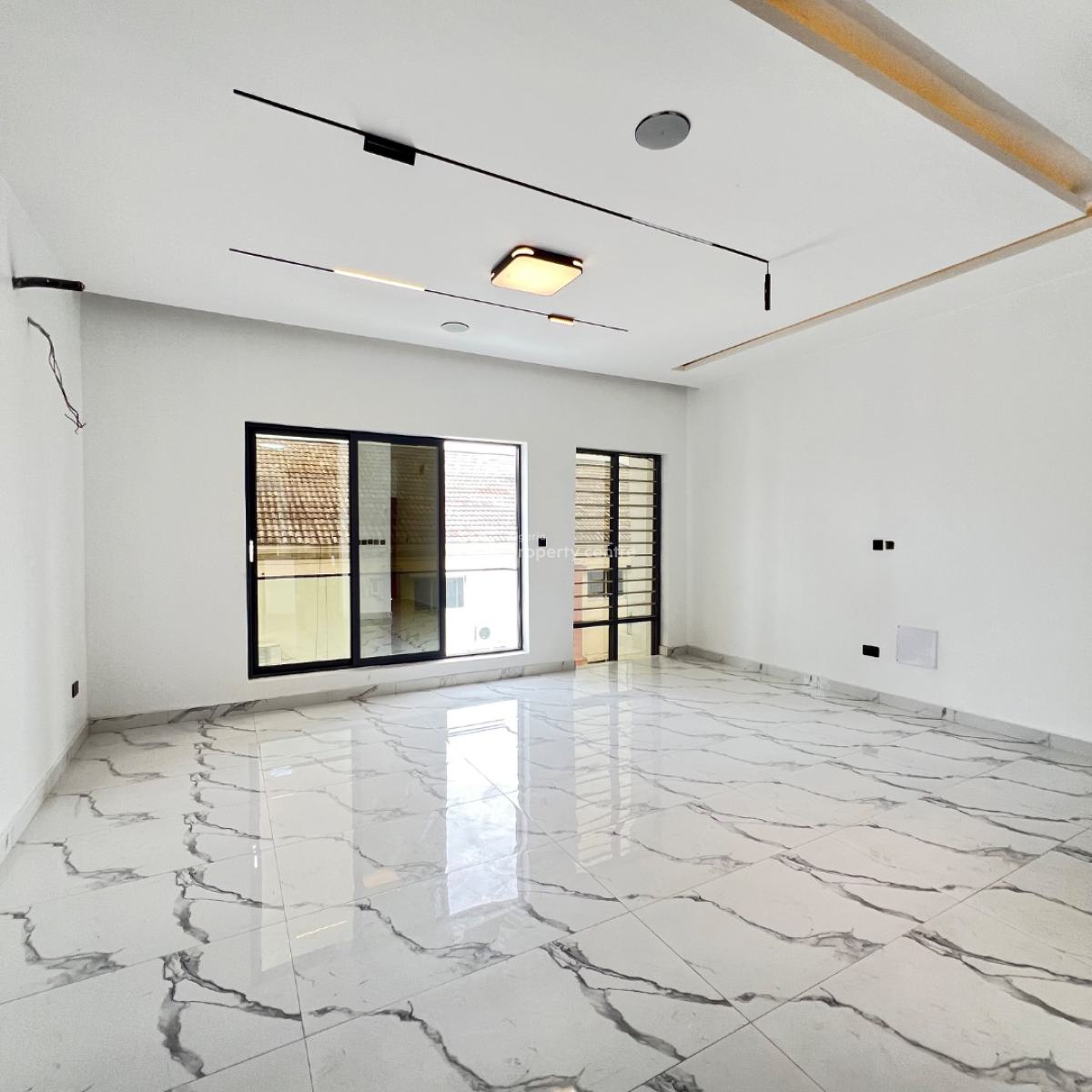 4 Bedroom & Bq, Osapa, Lekki, Lagos, Terraced Duplex for Sale