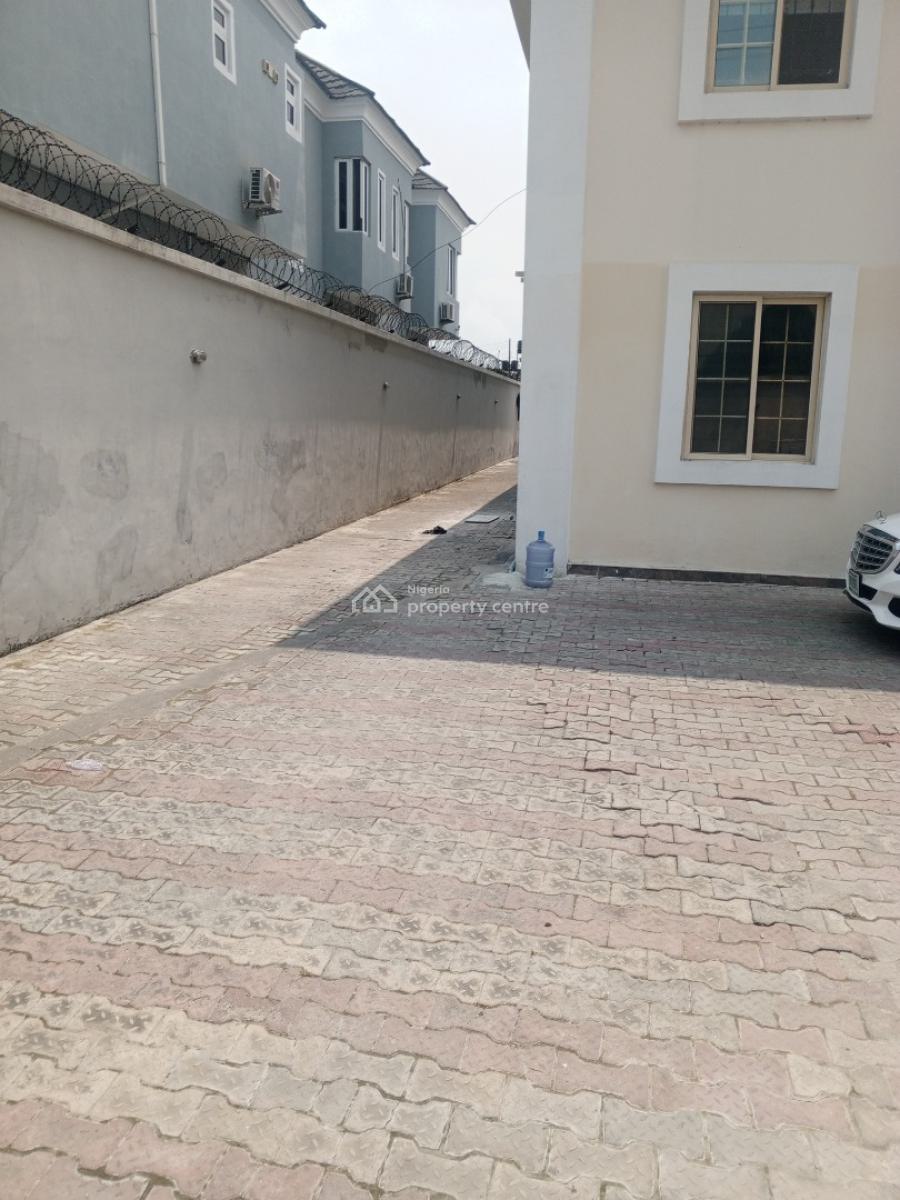 Luxury Self Service 2 Bedroom Flat, Lekki Phase 1, Lekki, Lagos, Flat / Apartment for Rent