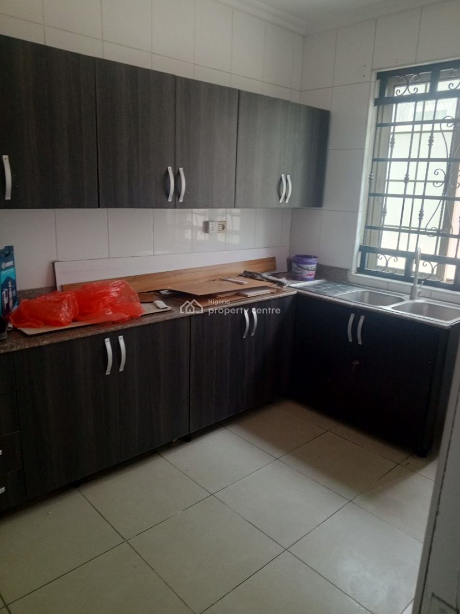 Luxury Self Service 2 Bedroom Flat, Lekki Phase 1, Lekki, Lagos, Flat / Apartment for Rent
