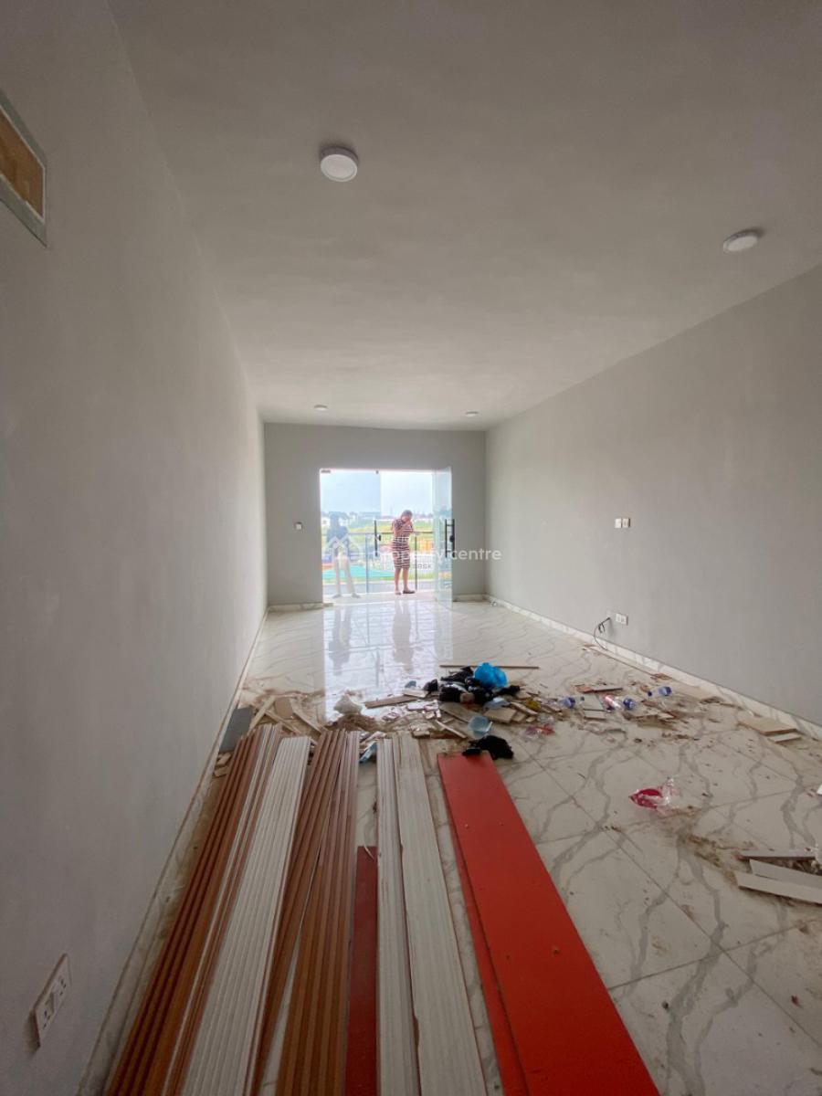 Shop Space [middle Floor], Vgc Extension, Lekki, Lagos, Commercial Property for Sale