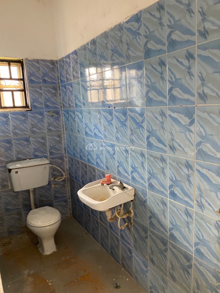 Well Refurbished 2bedroom Flat, Opposite Mayfair Garden, Awoyaya, Ibeju Lekki, Lagos, Flat / Apartment for Rent
