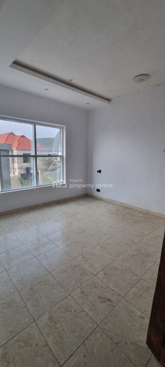 Very Spacious 3 Bedroom Terrace Duplex with Swimming Pool, Okunajah, Eti-osa, Ajah, Lekki, Lagos, Terraced Duplex for Rent
