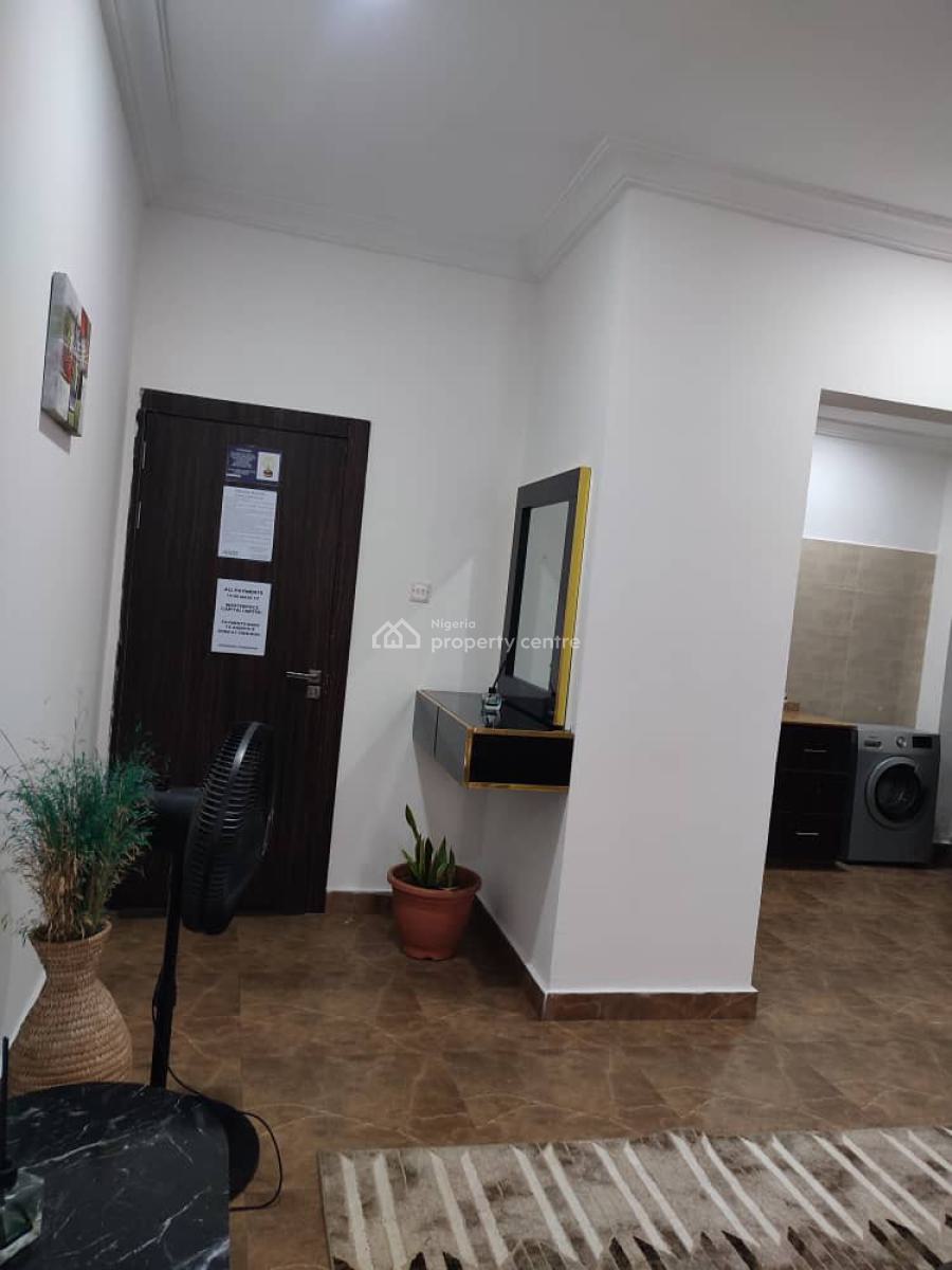 Spaciously and Well Built 1-bedroom Apartment, Uptown Apartment, Katampe (main), Katampe, Abuja, Flat / Apartment for Sale