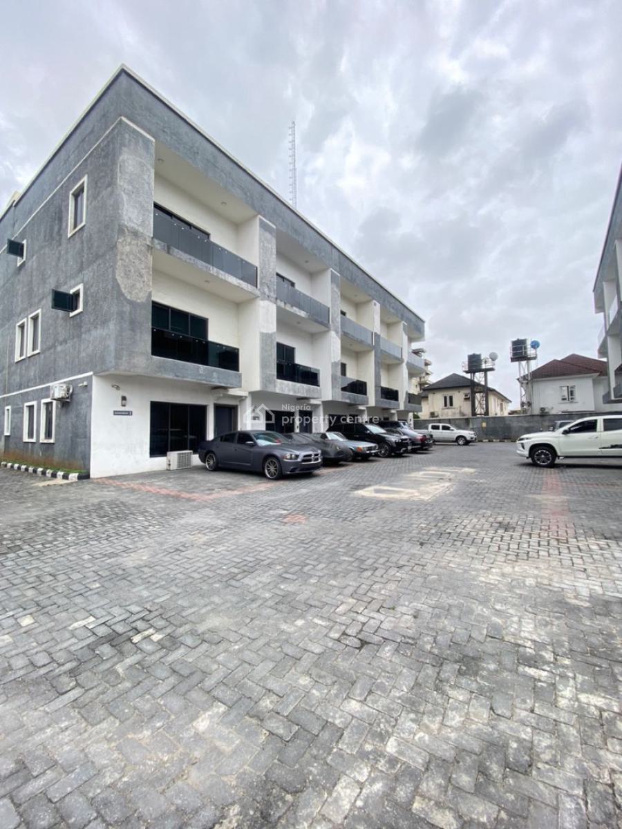 Nicely Built 4 Bedroom Terrace Duplex, Lekki Phase 1, Lekki, Lagos, Terraced Duplex for Rent