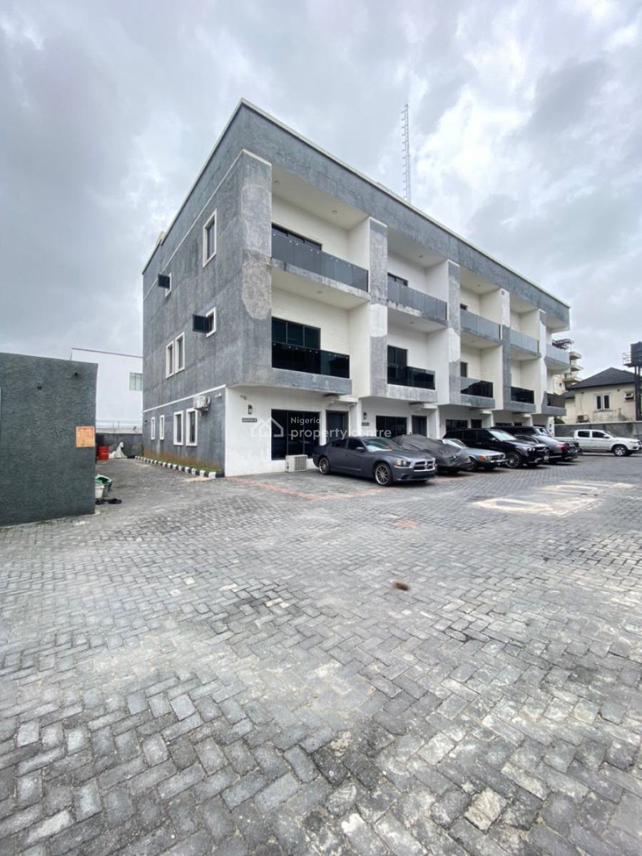 Nicely Built 4 Bedroom Terrace Duplex, Lekki Phase 1, Lekki, Lagos, Terraced Duplex for Rent