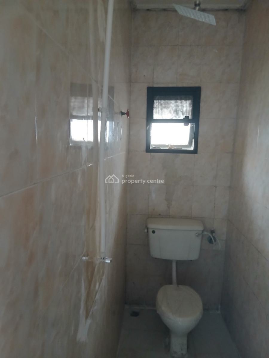 a Newly Renovated Spacious 3 Bedroom Flat Ensuite, Off Herbert Macaulay Way, Alagomeji, Yaba, Lagos, Flat / Apartment for Rent