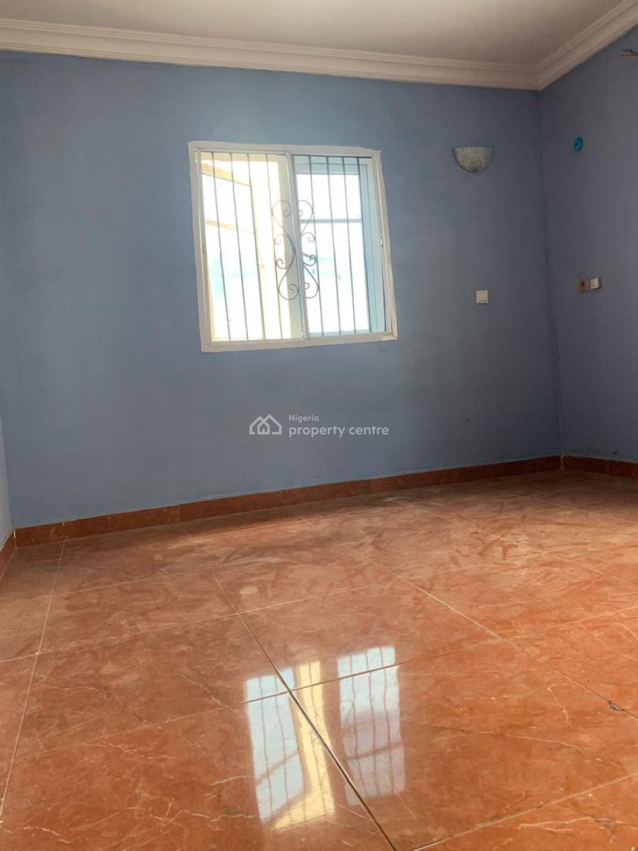 Luxurious 3 Bedroom Flat Upstairs, Ikota Villa Estate, Ikota, Lekki, Lagos, Terraced Duplex for Rent