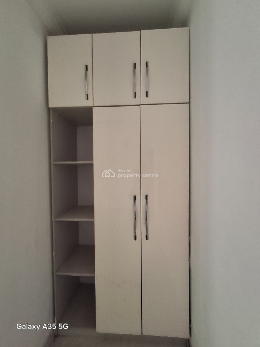 Spacious 3 Bedroom Flat, Goodnews Estate, Sangotedo, Ajah, Lagos, Flat / Apartment for Rent