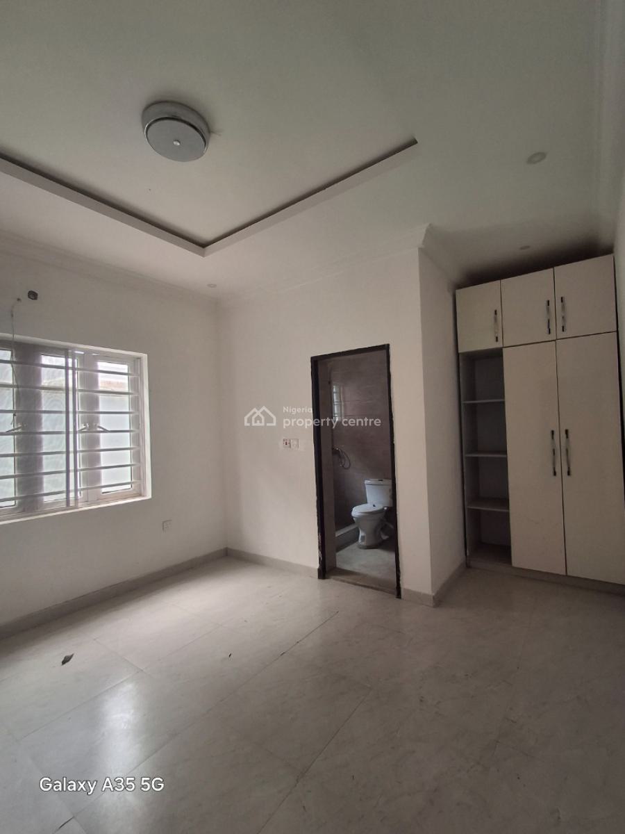 Spacious 3 Bedroom Flat, Goodnews Estate, Sangotedo, Ajah, Lagos, Flat / Apartment for Rent