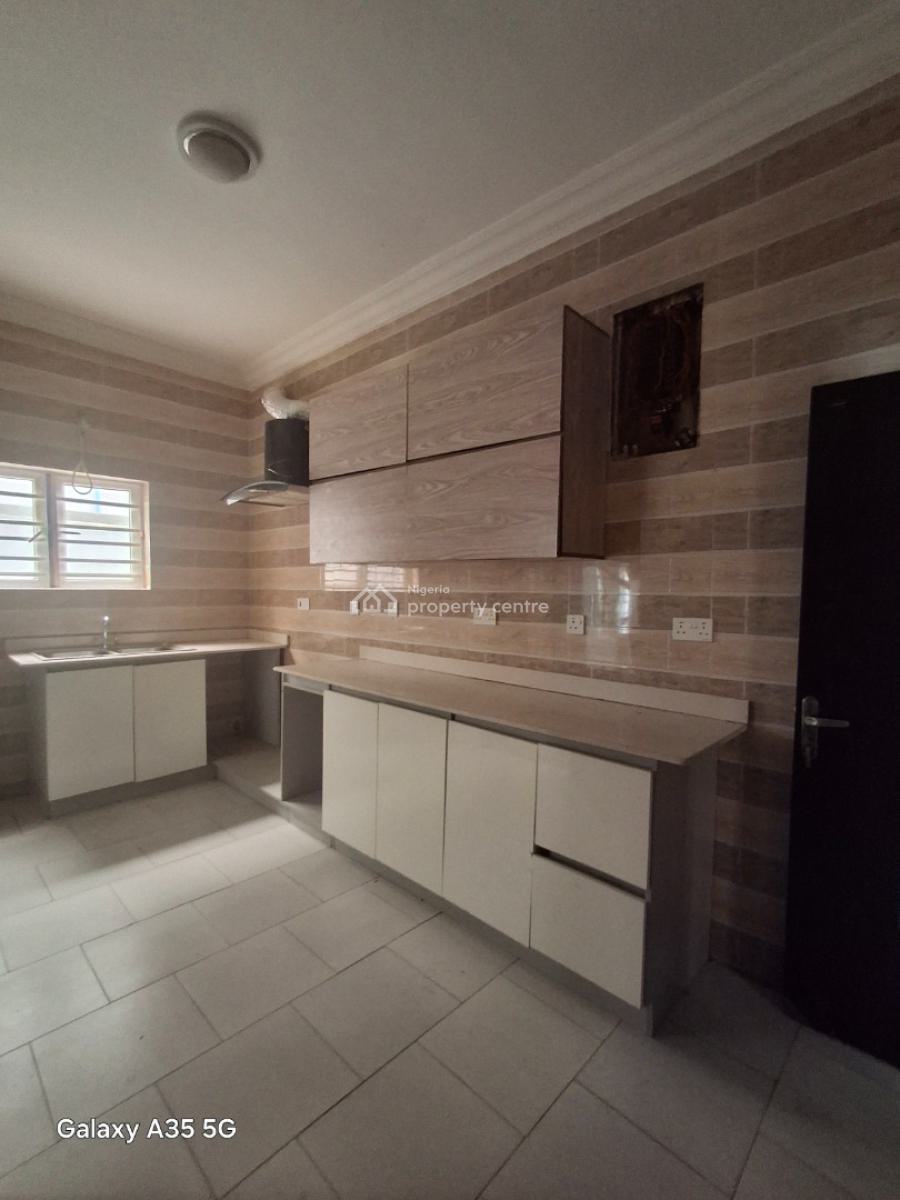 Spacious 3 Bedroom Flat, Goodnews Estate, Sangotedo, Ajah, Lagos, Flat / Apartment for Rent