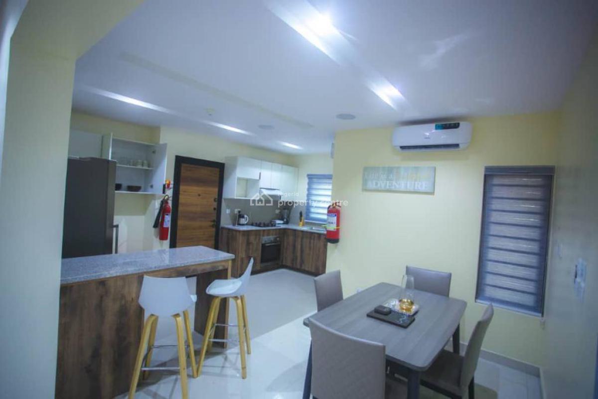3 Bedroom Apartment, Yaba, Lagos, Flat / Apartment Short Let