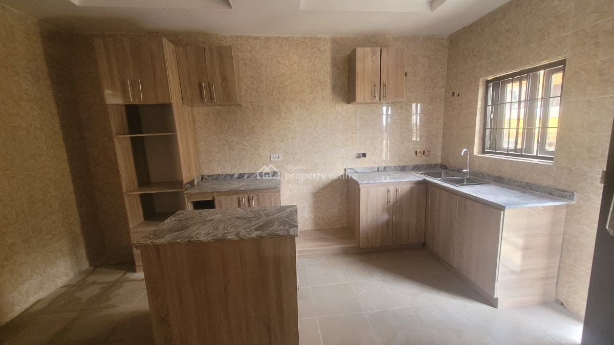 Massive Luxurious 3 Bedroom Flat with Bq, By American International School, Durumi, Abuja, Flat / Apartment for Rent