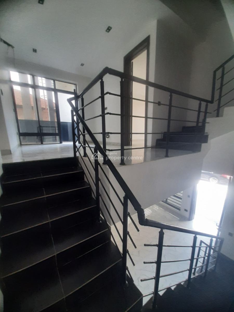 4 Bedroom Terrace Duplexs, Lekki Phase 1, Lekki, Lagos, Terraced Duplex for Rent