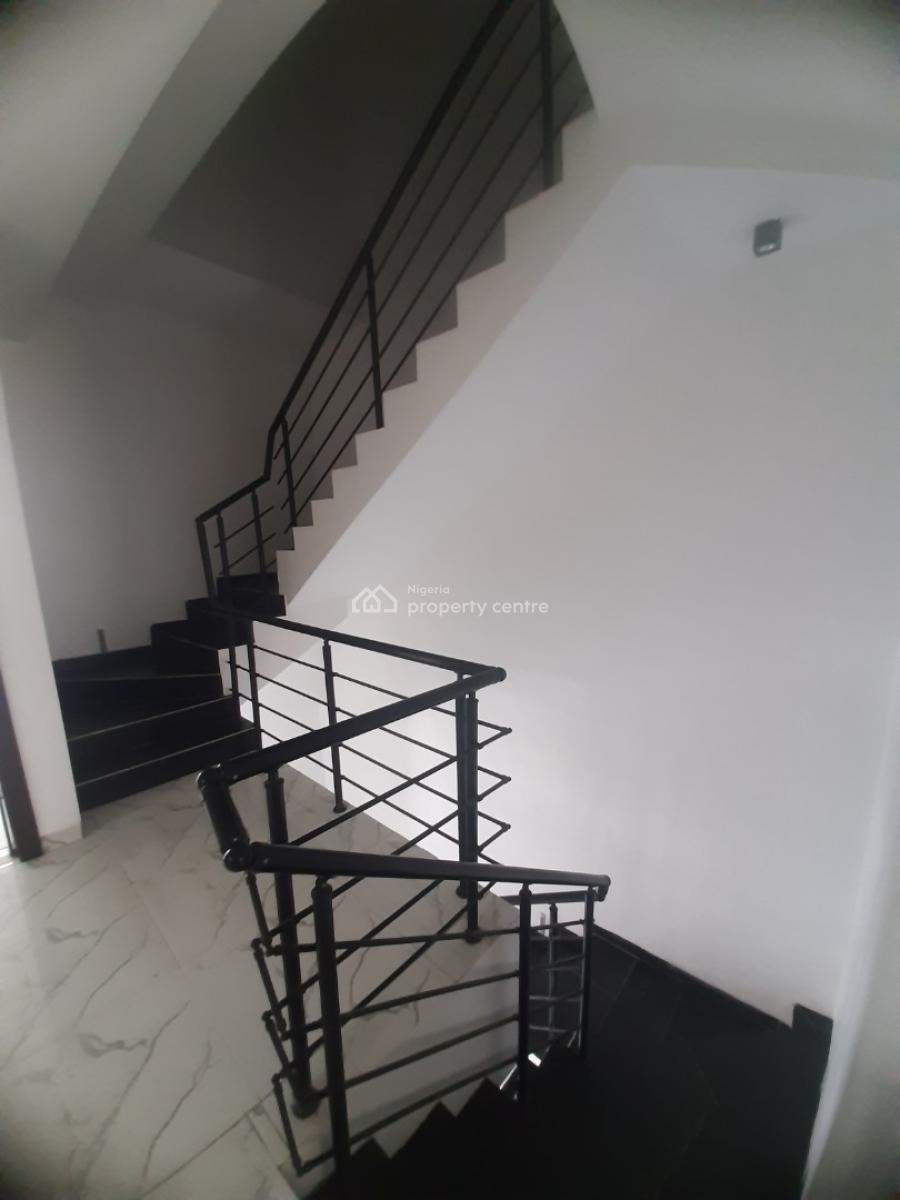 4 Bedroom Terrace Duplexs, Lekki Phase 1, Lekki, Lagos, Terraced Duplex for Rent