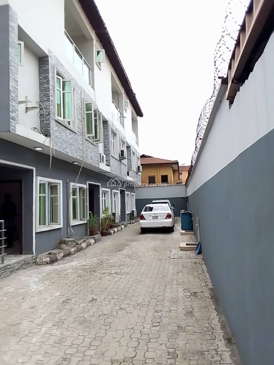 4 Bedroom Terrace Duplex with All Room Ensuite, Pantry,balc, Lawson, Surulere, Lagos, Terraced Duplex for Sale