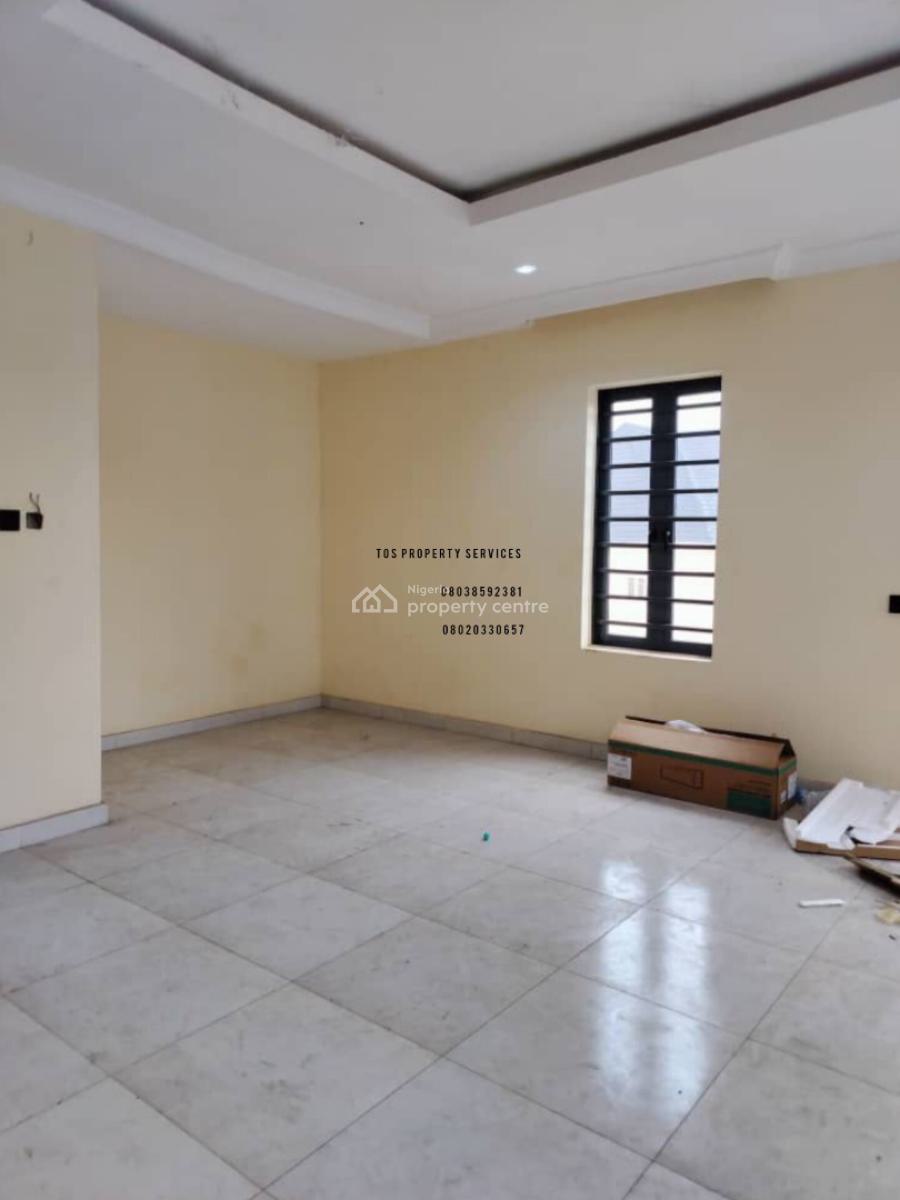 Beautiful 2 Bedroom Ensuite Apartment, Off Herbert Macaulay Way, Yaba, Lagos, Flat / Apartment for Rent