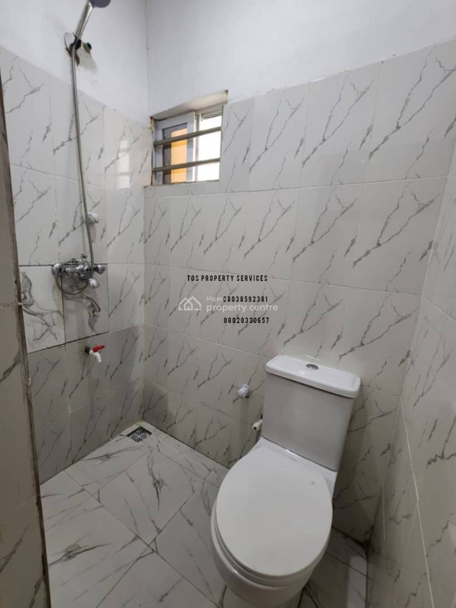 Beautiful 2 Bedroom Ensuite Apartment, Off Herbert Macaulay Way, Yaba, Lagos, Flat / Apartment for Rent
