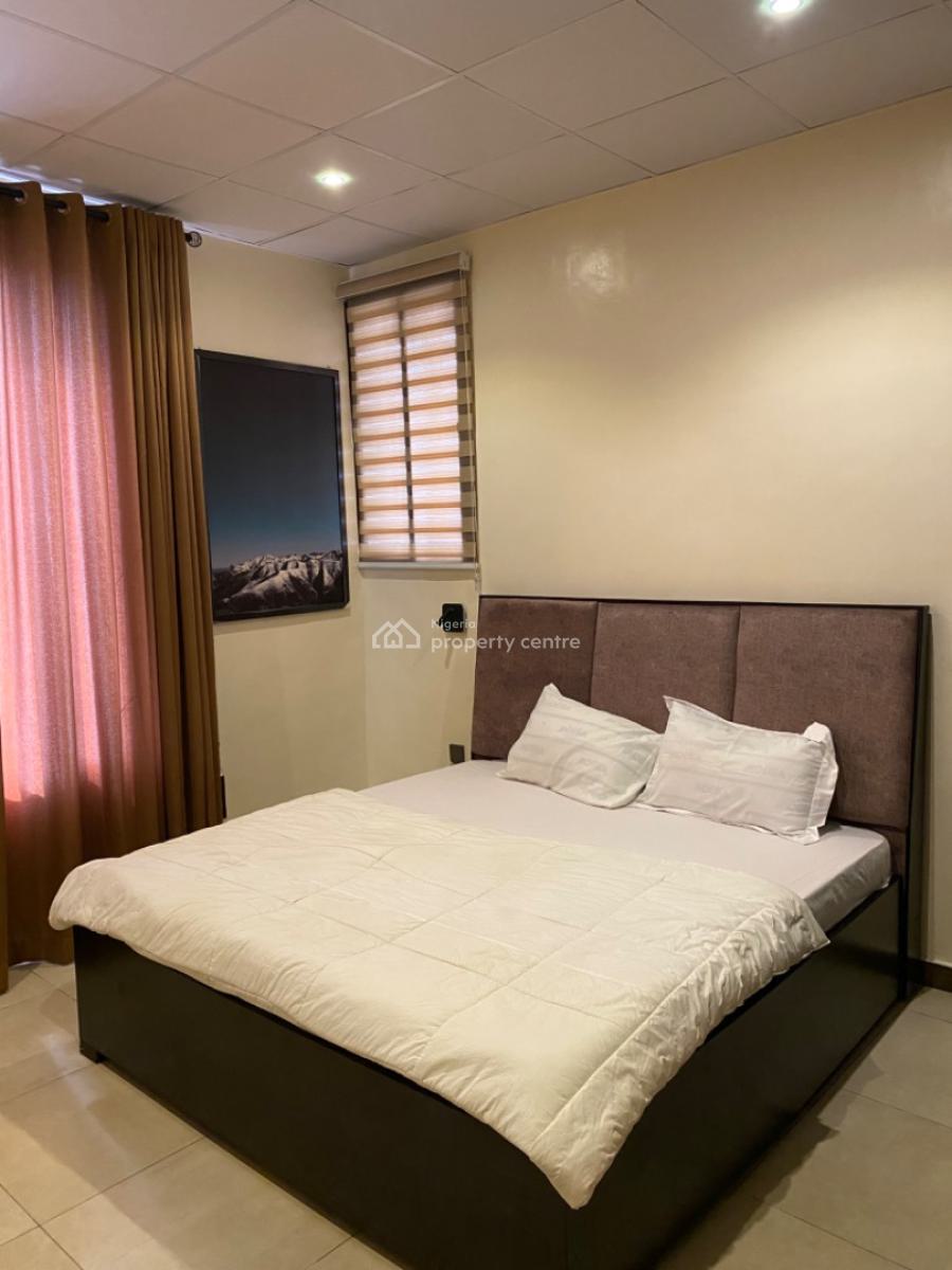 Newly Furnished 2-bedroom Apartment, Jibowu, Yaba, Lagos, Flat / Apartment Short Let