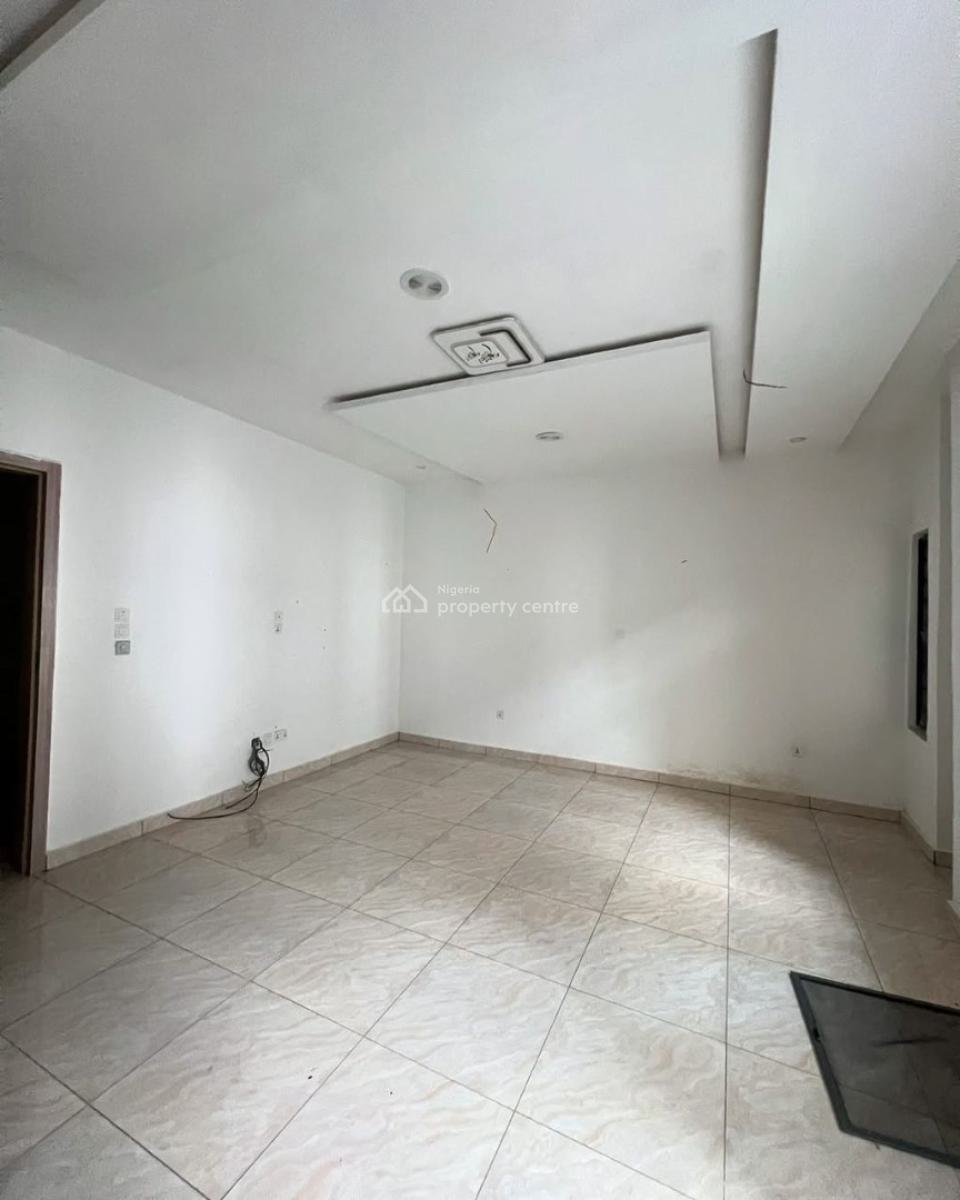 a Spacious and Well-finished 3-bedroom Semi-detached Duplex with Bq, Vgc, Harris Drive, Lekki, Lagos, Flat / Apartment for Rent