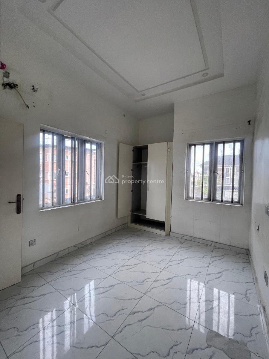 3 Bedroom Apartment Well Standard and Spacious, Osapa, Lekki, Lagos, Flat / Apartment for Rent