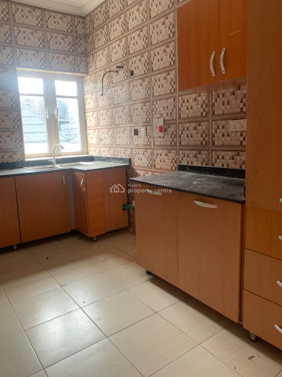 Luxurious 2 Bedroom Flat Upstairs, Ikota Villa Estate, Ikota, Lekki, Lagos, Terraced Duplex for Rent