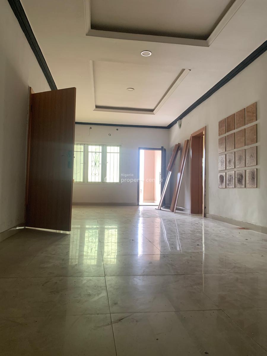 Luxurious 2 Bedroom Flat Upstairs, Ikota Villa Estate, Ikota, Lekki, Lagos, Terraced Duplex for Rent