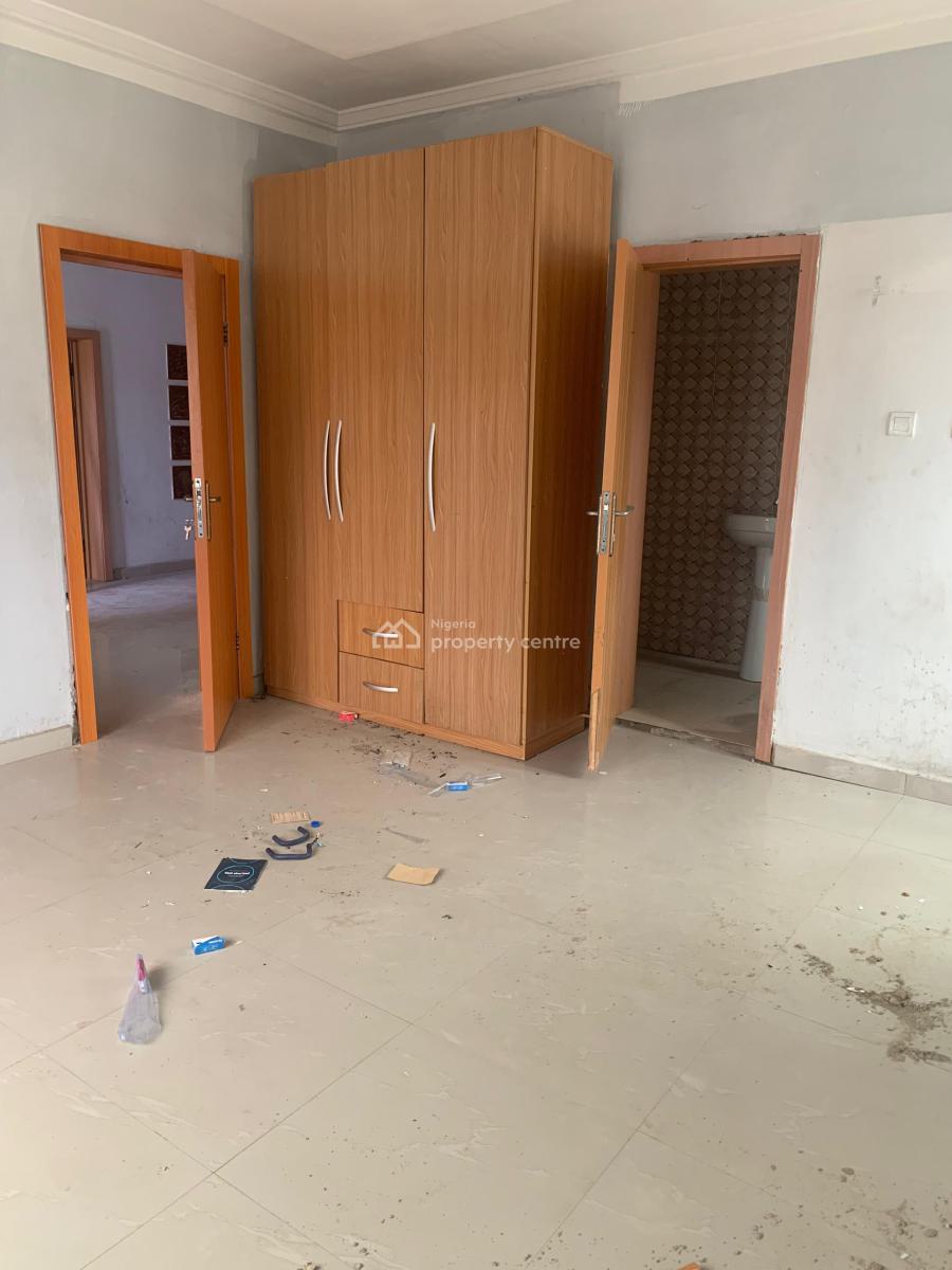 Luxurious 2 Bedroom Flat Upstairs, Ikota Villa Estate, Ikota, Lekki, Lagos, Terraced Duplex for Rent
