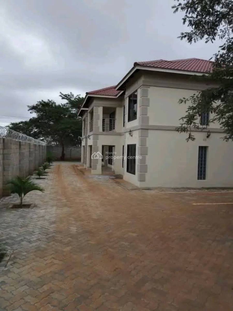 Distressed 4 Bedroom Detached Duplex, Ikorodu, Lagos, Detached Duplex for Sale