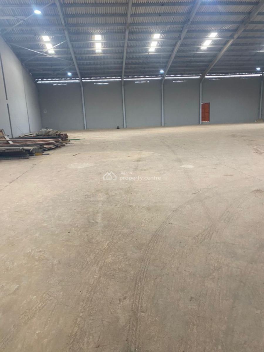 Warehouse of 950 Square Meters at Acme Ogba, Acme Ogba, Ogba, Ikeja, Lagos, Warehouse for Rent