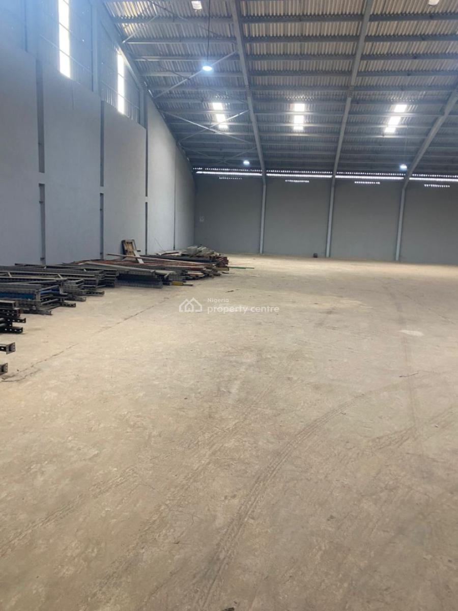 Warehouse of 950 Square Meters at Acme Ogba, Acme Ogba, Ogba, Ikeja, Lagos, Warehouse for Rent