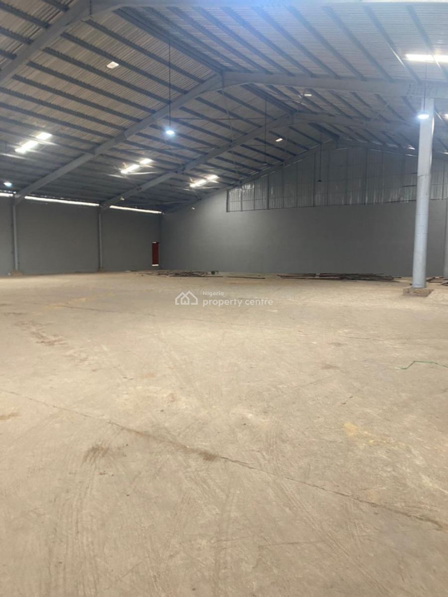 Warehouse of 950 Square Meters at Acme Ogba, Acme Ogba, Ogba, Ikeja, Lagos, Warehouse for Rent