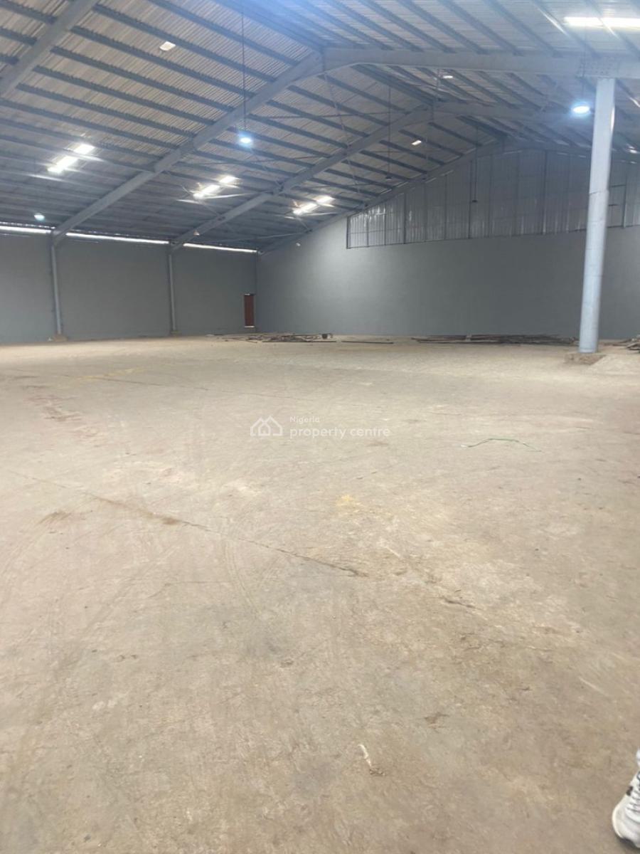 Warehouse of 950 Square Meters at Acme Ogba, Acme Ogba, Ogba, Ikeja, Lagos, Warehouse for Rent