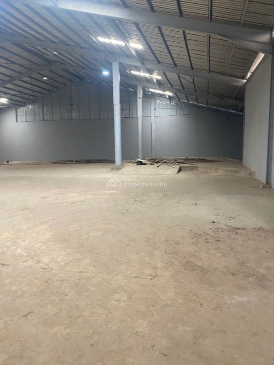 Warehouse of 950 Square Meters at Acme Ogba, Acme Ogba, Ogba, Ikeja, Lagos, Warehouse for Rent