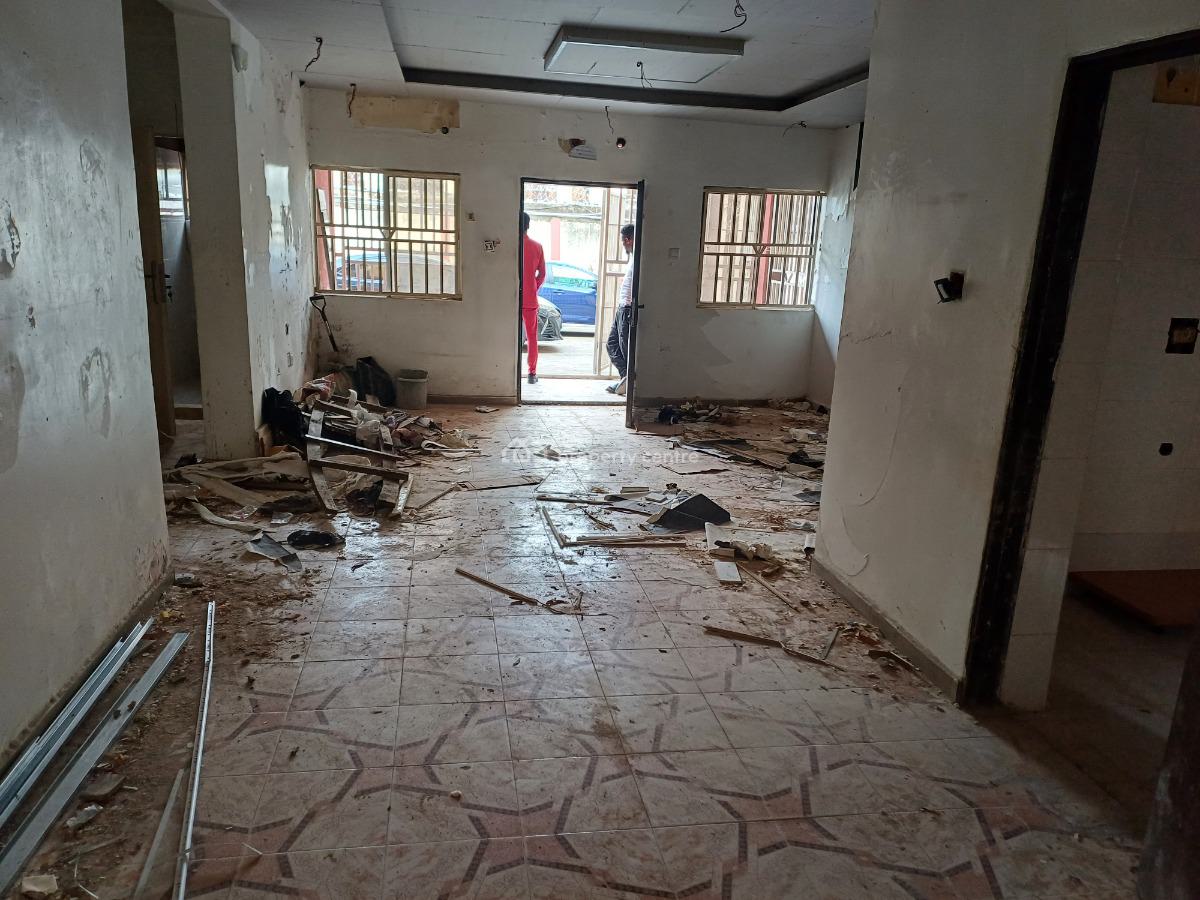 2 Bedroom Flat on The Ground Floor, Wuse 2, Abuja, Flat / Apartment for Rent