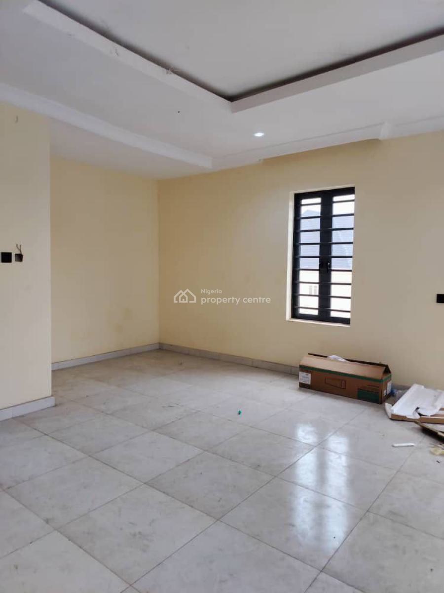 a Luxurious 2 Bedrooms Apartment, Sabo, Yaba, Lagos, Flat / Apartment for Rent