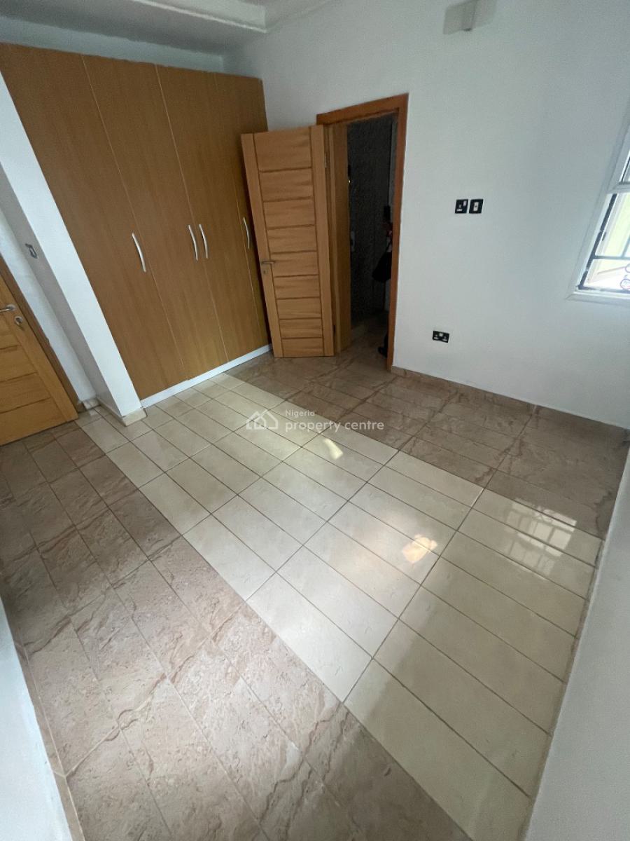 3 Bedroom Terrace, Right Side Mini Estate, Lekki Phase 1, Lekki, Lagos, Terraced Duplex for Rent