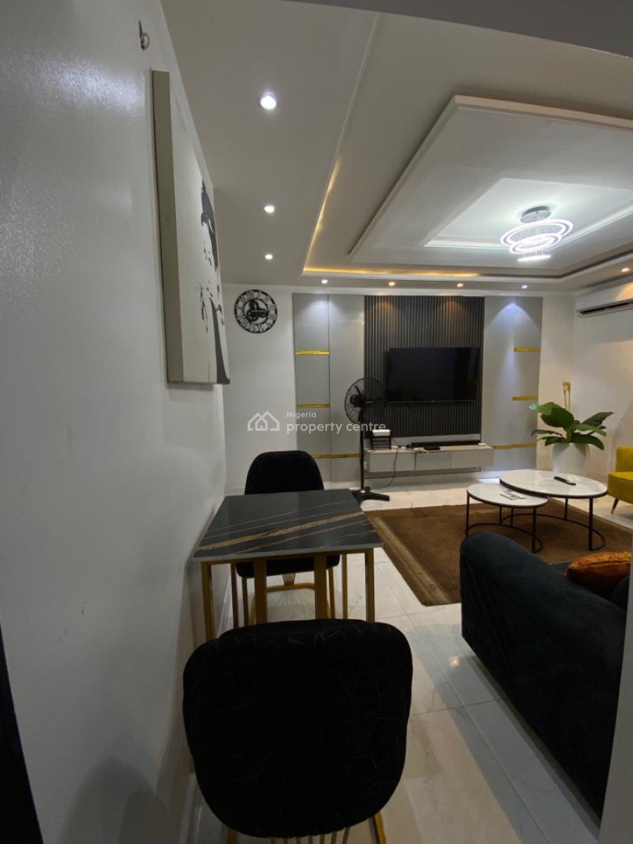 Luxury Furnished 2bedroom Apartment, Onike, Yaba, Lagos, Flat / Apartment Short Let