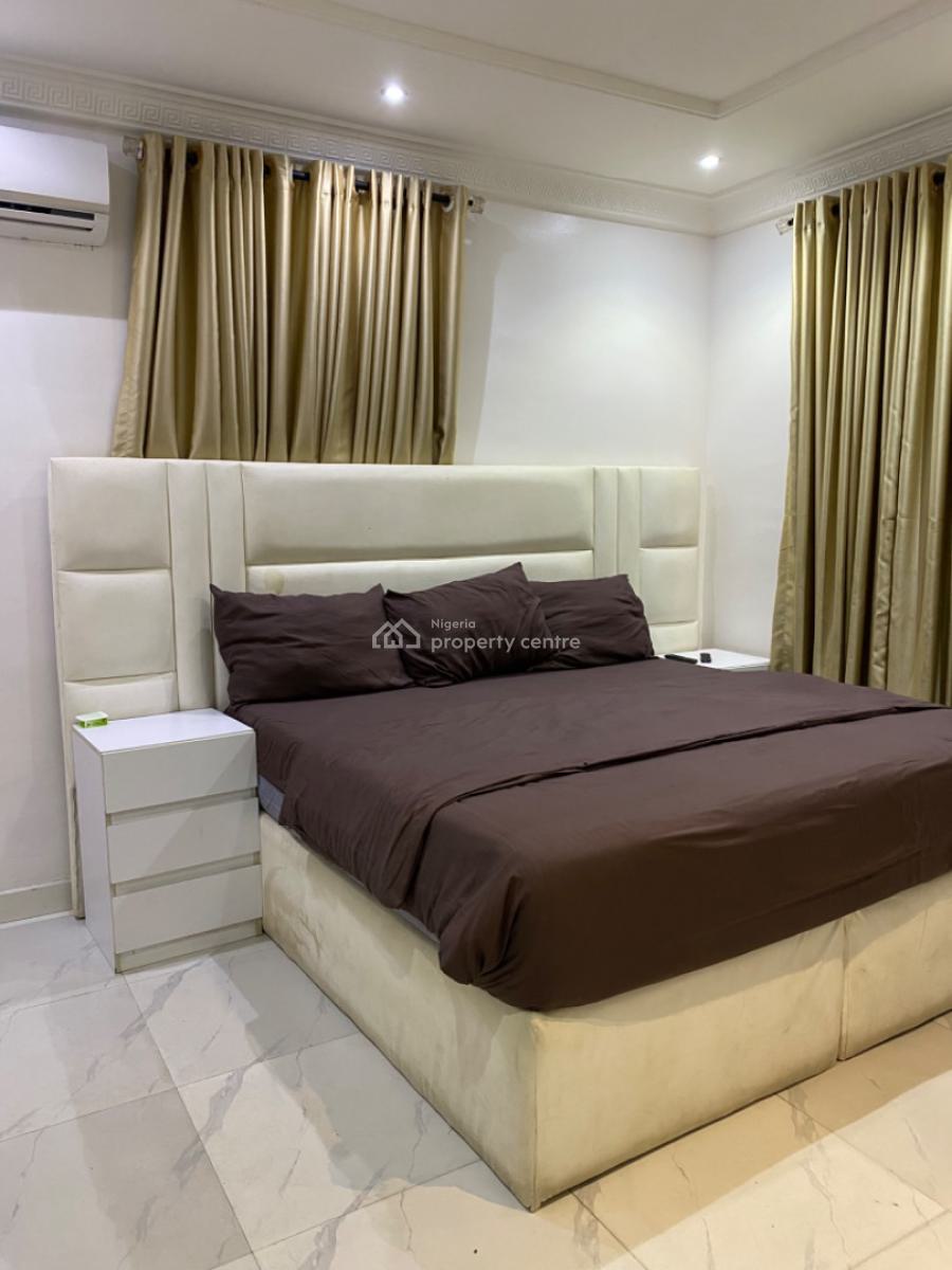Luxury Furnished 2bedroom Apartment, Onike, Yaba, Lagos, Flat / Apartment Short Let