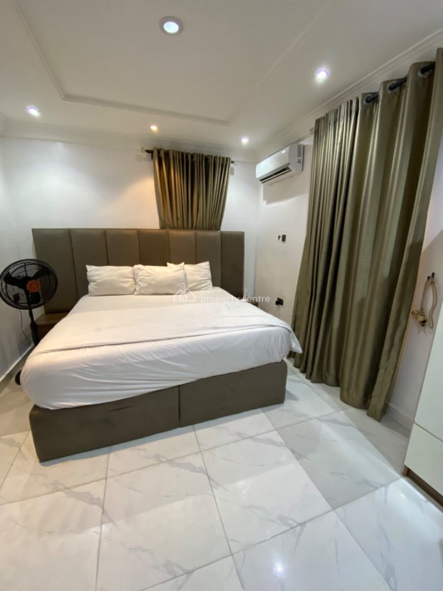Luxury Furnished 2bedroom Apartment, Onike, Yaba, Lagos, Flat / Apartment Short Let