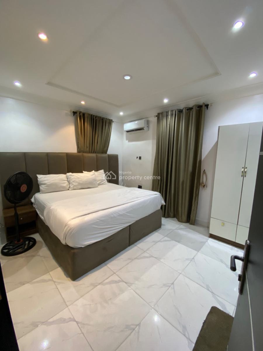 Luxury Furnished 2bedroom Apartment, Onike, Yaba, Lagos, Flat / Apartment Short Let