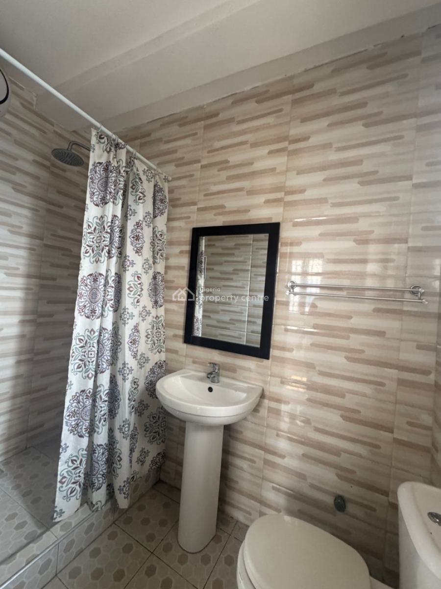 2bedroom Flat, Lekki Phase1 Right Side, Lekki Phase 1, Lekki, Lagos, Flat / Apartment for Rent