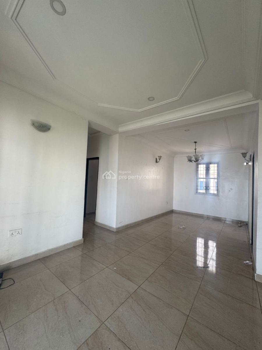 2bedroom Flat, Lekki Phase1 Right Side, Lekki Phase 1, Lekki, Lagos, Flat / Apartment for Rent