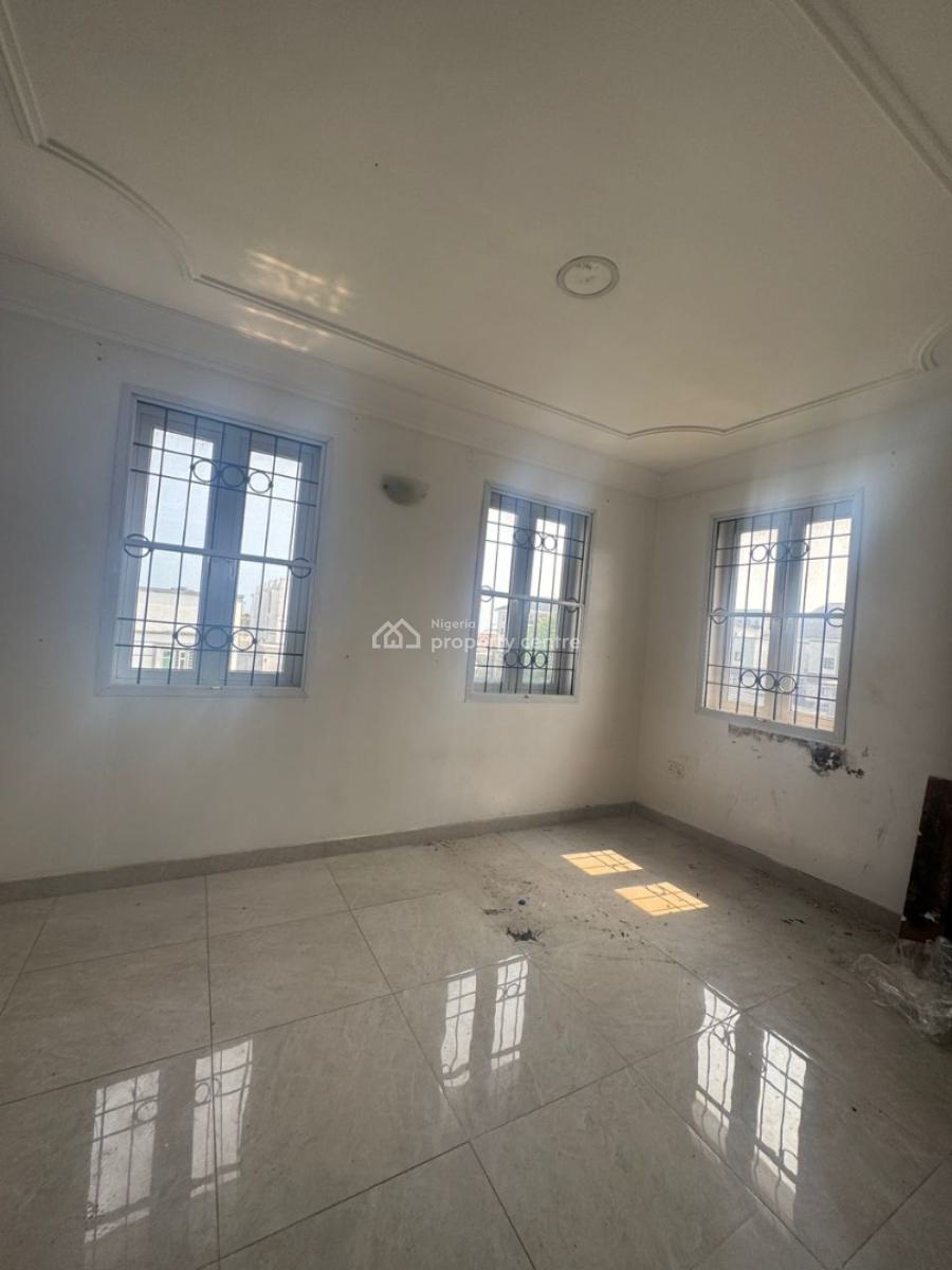 2bedroom Flat, Lekki Phase1 Right Side, Lekki Phase 1, Lekki, Lagos, Flat / Apartment for Rent