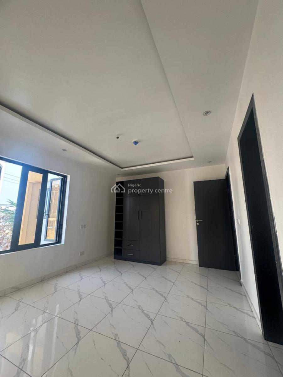 Newly Build 2 Bedroom Flat, Lekki Phase 1, Lekki, Lagos, Flat / Apartment for Sale