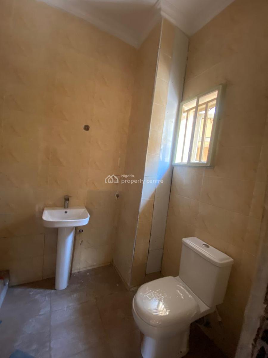 Standard and Luxurious 3 Bedroom Flat, Idado Estate Igbo Efon, Lekki, Lagos, Mini Flat (room and Parlour) for Rent