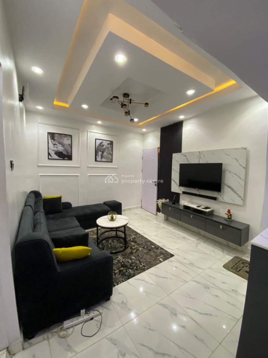 Cozy Furnished Mini Flat Apartment, Akoka, Yaba, Lagos, Mini Flat (room and Parlour) Short Let