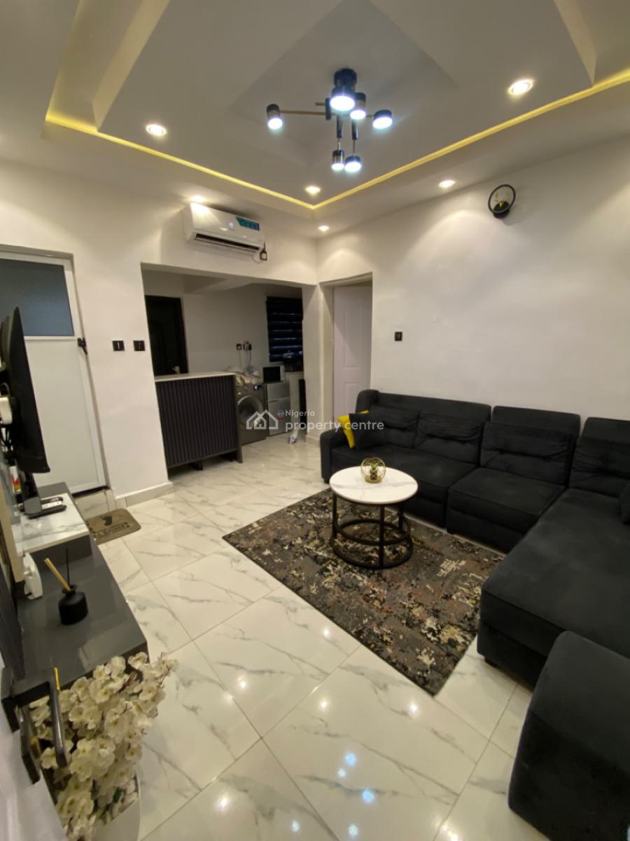 Cozy Furnished Mini Flat Apartment, Akoka, Yaba, Lagos, Mini Flat (room and Parlour) Short Let
