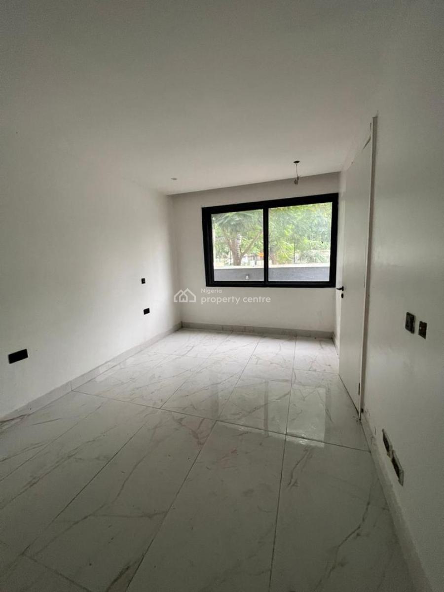 Spacious 3 Bedroom Apartment on Ground Floor, Old Ikoyi, Ikoyi, Lagos, Flat / Apartment for Rent