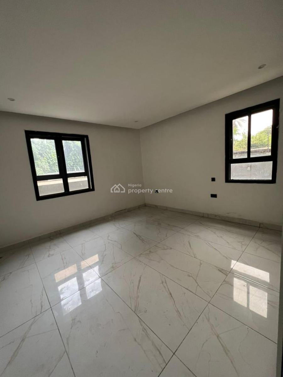 Spacious 3 Bedroom Apartment on Ground Floor, Old Ikoyi, Ikoyi, Lagos, Flat / Apartment for Rent