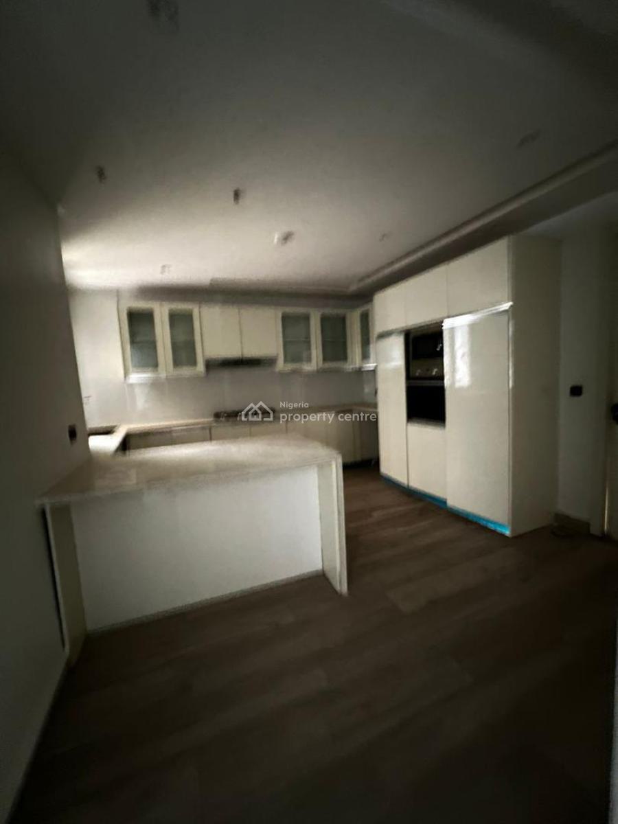 Spacious 3 Bedroom Apartment on Ground Floor, Old Ikoyi, Ikoyi, Lagos, Flat / Apartment for Rent